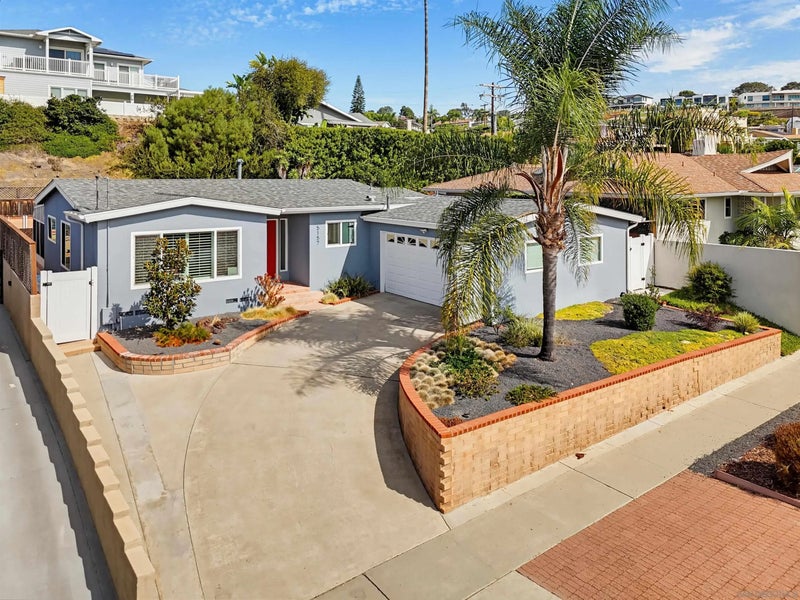 5157 Foothill Blvd