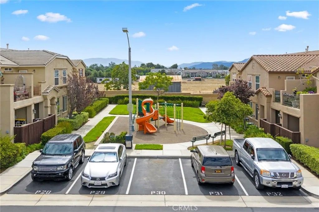 Photo of 41905 Davenport Way #B, Murrieta, CA 92562 (MLS # SW25223934)