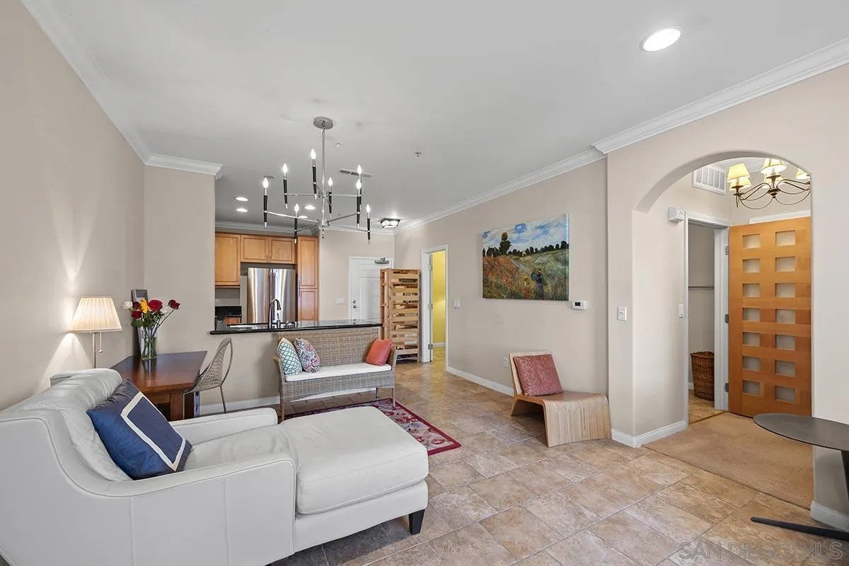 3887 Pell Pl 307