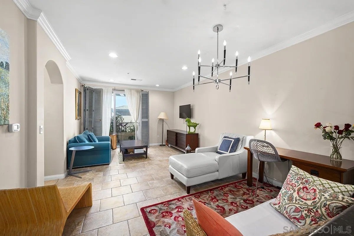 3887 Pell Pl 307