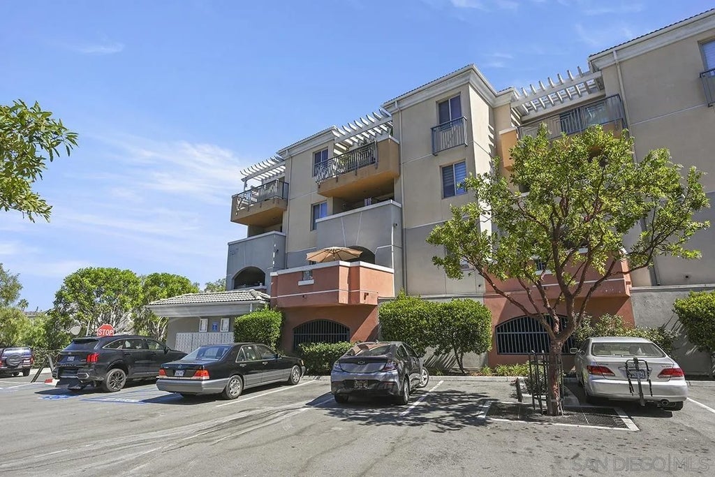 Photo of 3887 Pell Pl #307, San Diego, CA 92130 (MLS # 260025096)