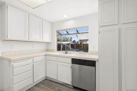 Tiny photo for 300 Paseo Marguerita, Vista, CA 92084 (MLS # 250042002)