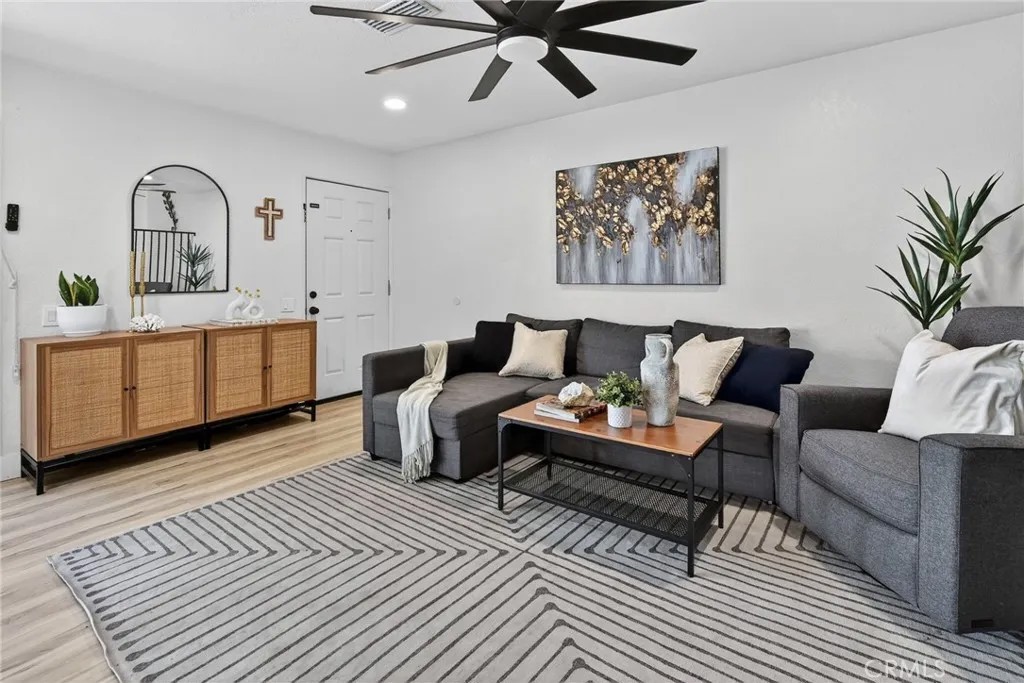 20314 FLOWER GATE Lane 2