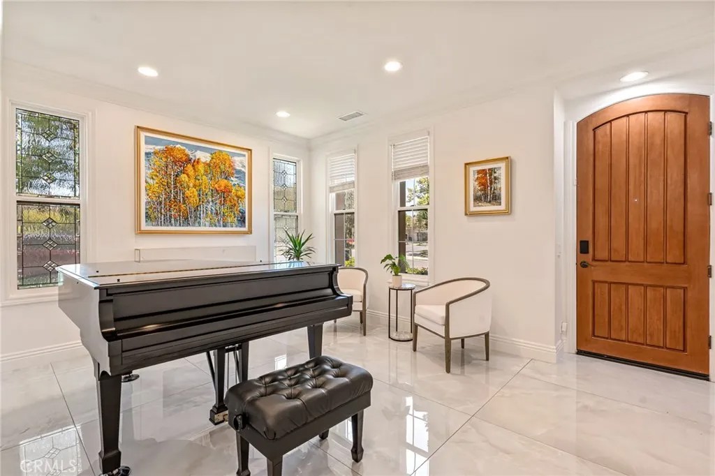 15 Tether Moon Lane