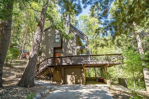 Tiny photo for 612 Karenken Pines, Lake Arrowhead, CA 92325 (MLS # CV25246662)