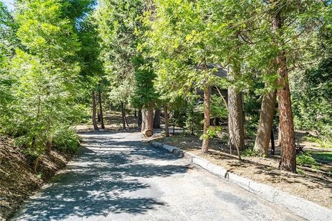 Tiny photo for 612 Karenken Pines, Lake Arrowhead, CA 92325 (MLS # CV25246662)