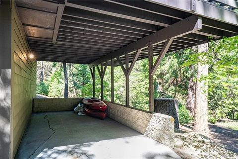 Tiny photo for 612 Karenken Pines, Lake Arrowhead, CA 92325 (MLS # CV25246662)