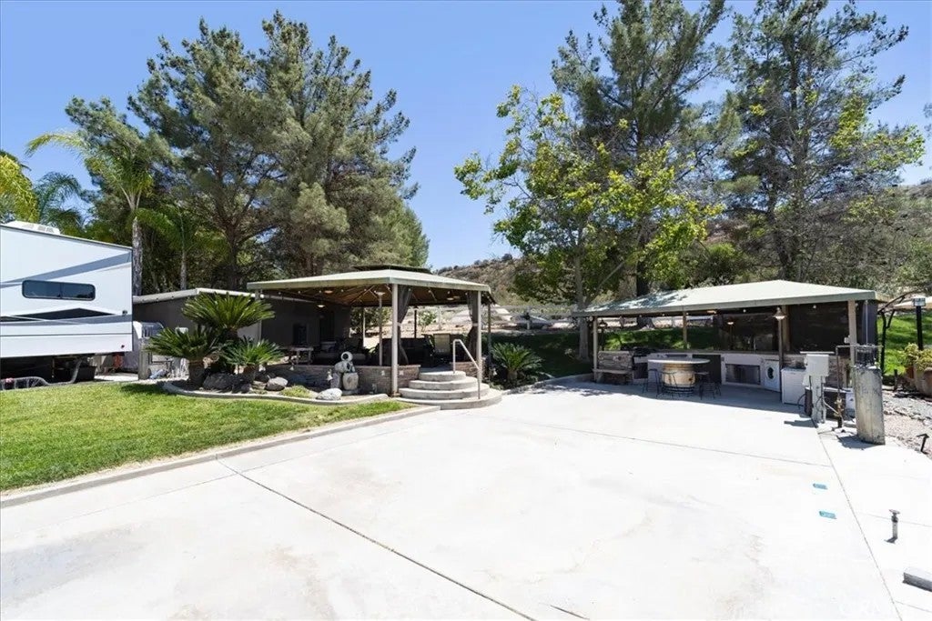 45525 Highway 79 Site 215
