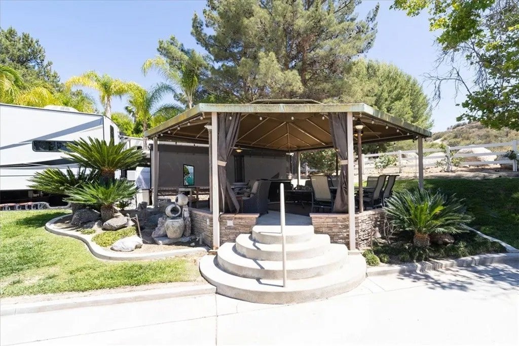 45525 Highway 79 Site 215