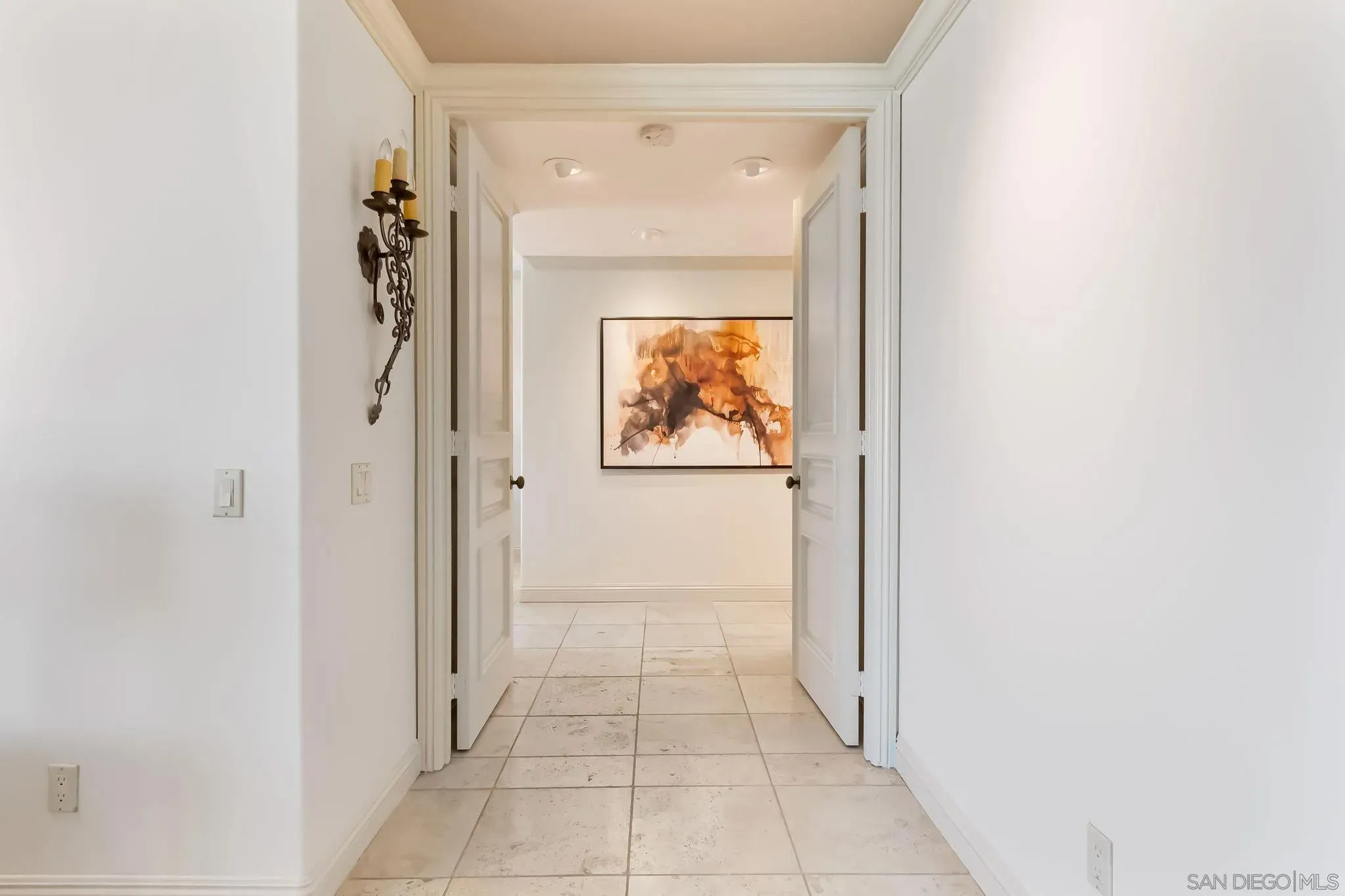 La Jolla, California 92037, United States, 3 Bedrooms Bedrooms, ,3 BathroomsBathrooms,Residential,Active,110541