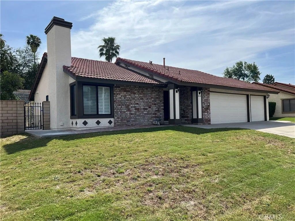Photo of 6318 Westview Drive, Riverside, CA 92506 (MLS # CV26079695)