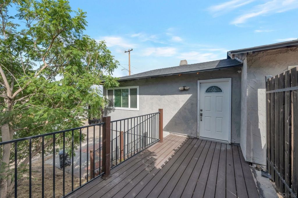 Photo of 955 Maya Street, Spring Valley, CA 91977 (MLS # 260009040)