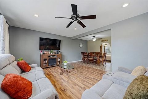 Tiny photo for 147 Myrtlewood Dr, Calimesa, CA 92320 (MLS # DW26069662)