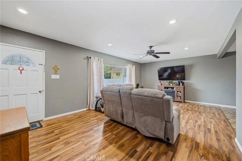 Tiny photo for 147 Myrtlewood Dr, Calimesa, CA 92320 (MLS # DW26069662)
