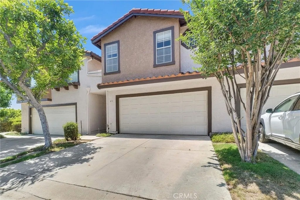 815 Tiverton Court