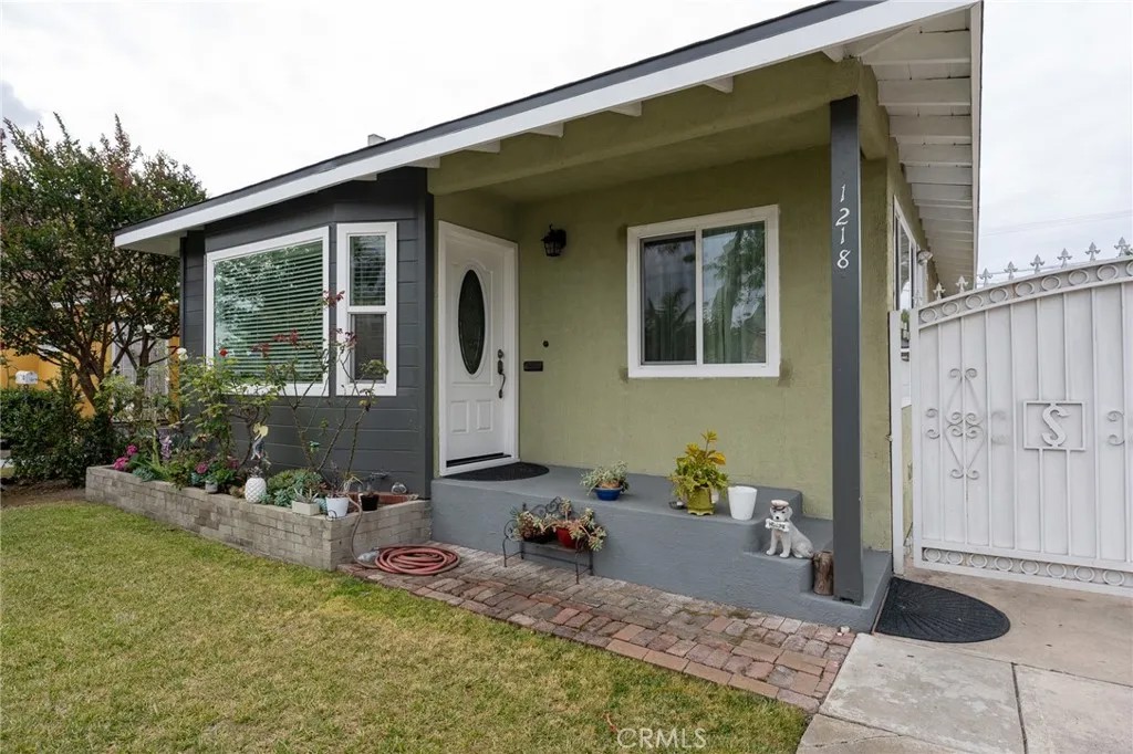 1218 W Mauretania