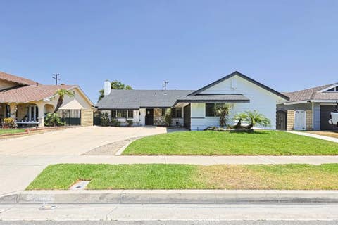 Photo of 11851 Wisteria AVE, Fountain Valley, CA 92708 (MLS # OC26138822)