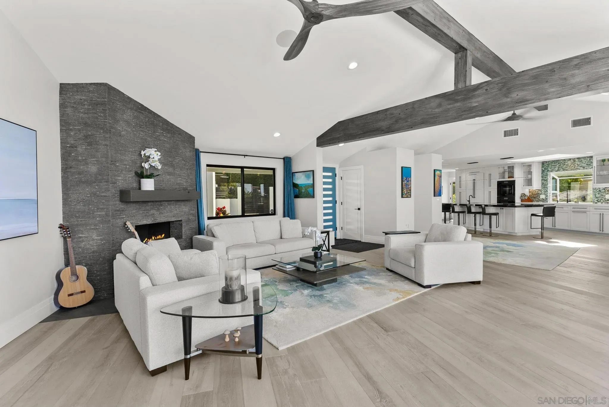 La Jolla, California 92037, United States, 5 Bedrooms Bedrooms, ,4 BathroomsBathrooms,Residential,Active,137085