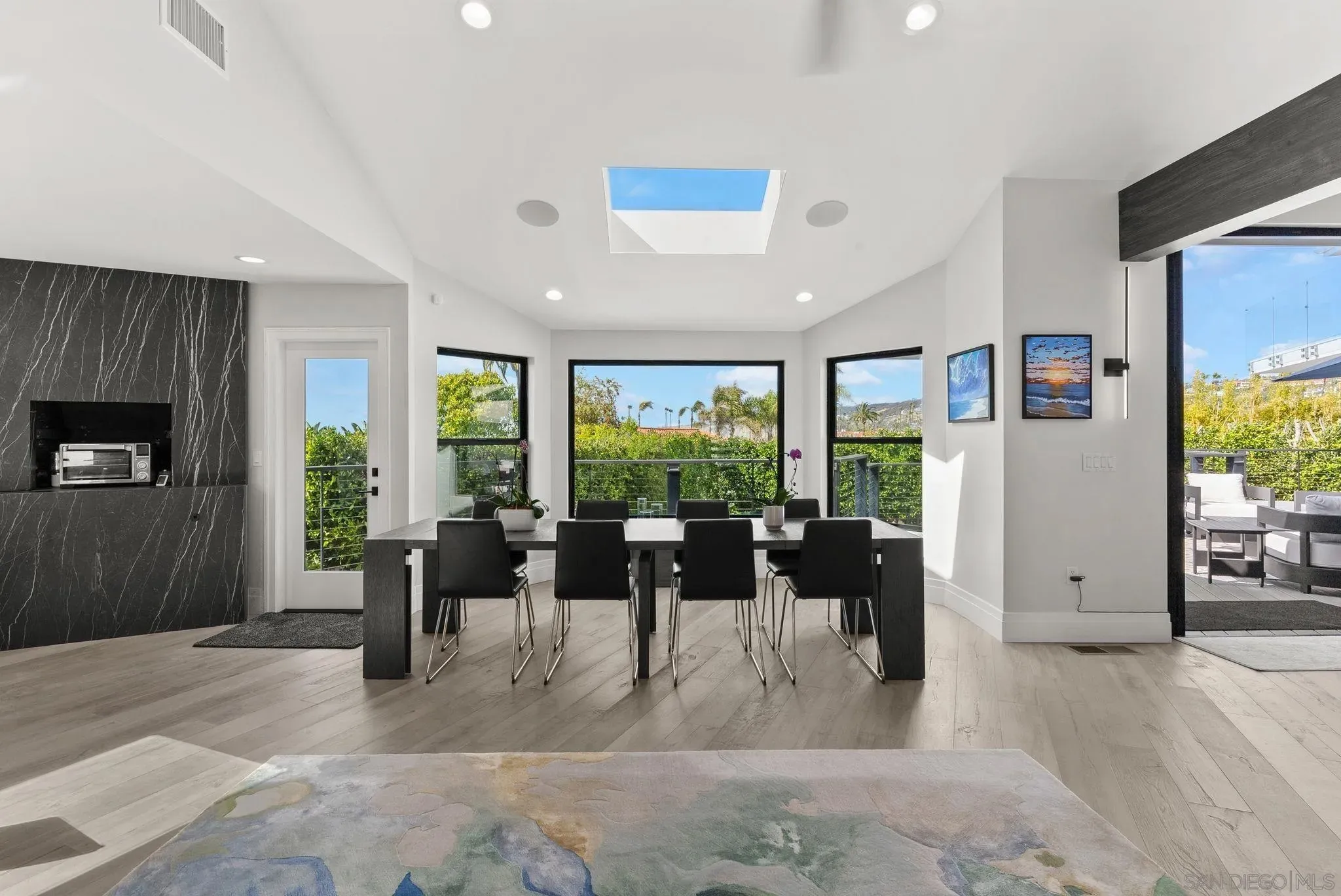 La Jolla, California 92037, United States, 5 Bedrooms Bedrooms, ,4 BathroomsBathrooms,Residential,Active,137085