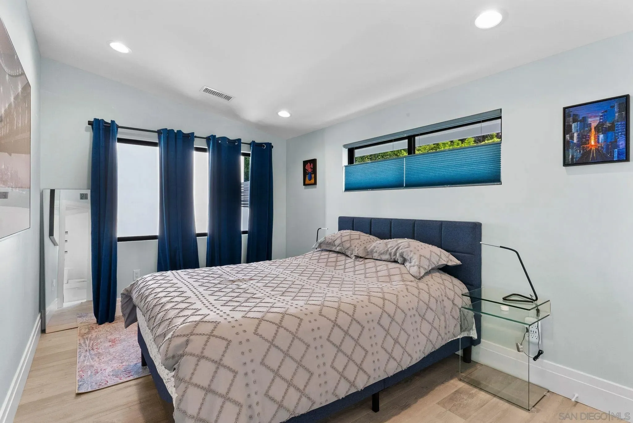 La Jolla, California 92037, United States, 5 Bedrooms Bedrooms, ,4 BathroomsBathrooms,Residential,Active,137085