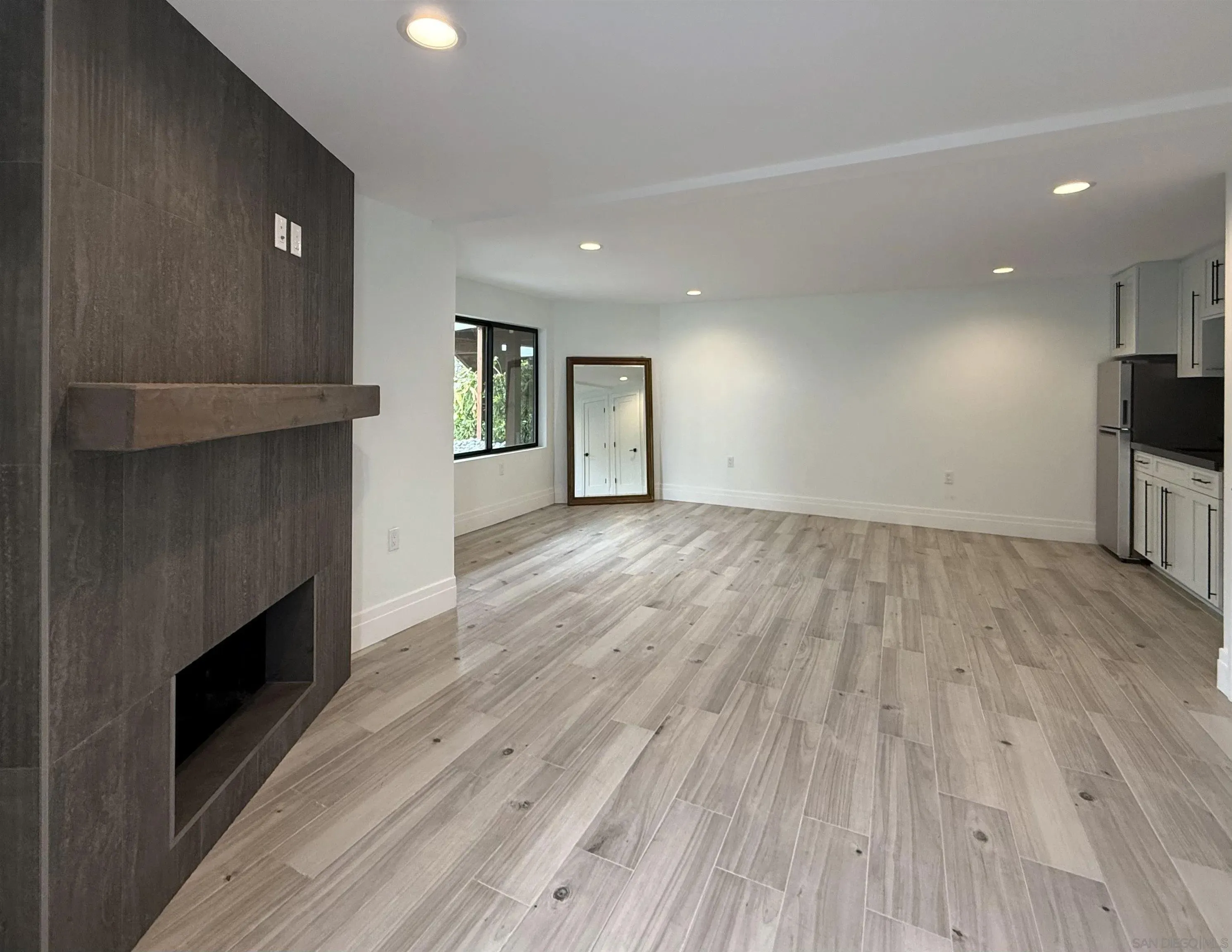 La Jolla, California 92037, United States, 5 Bedrooms Bedrooms, ,4 BathroomsBathrooms,Residential,Active,137085