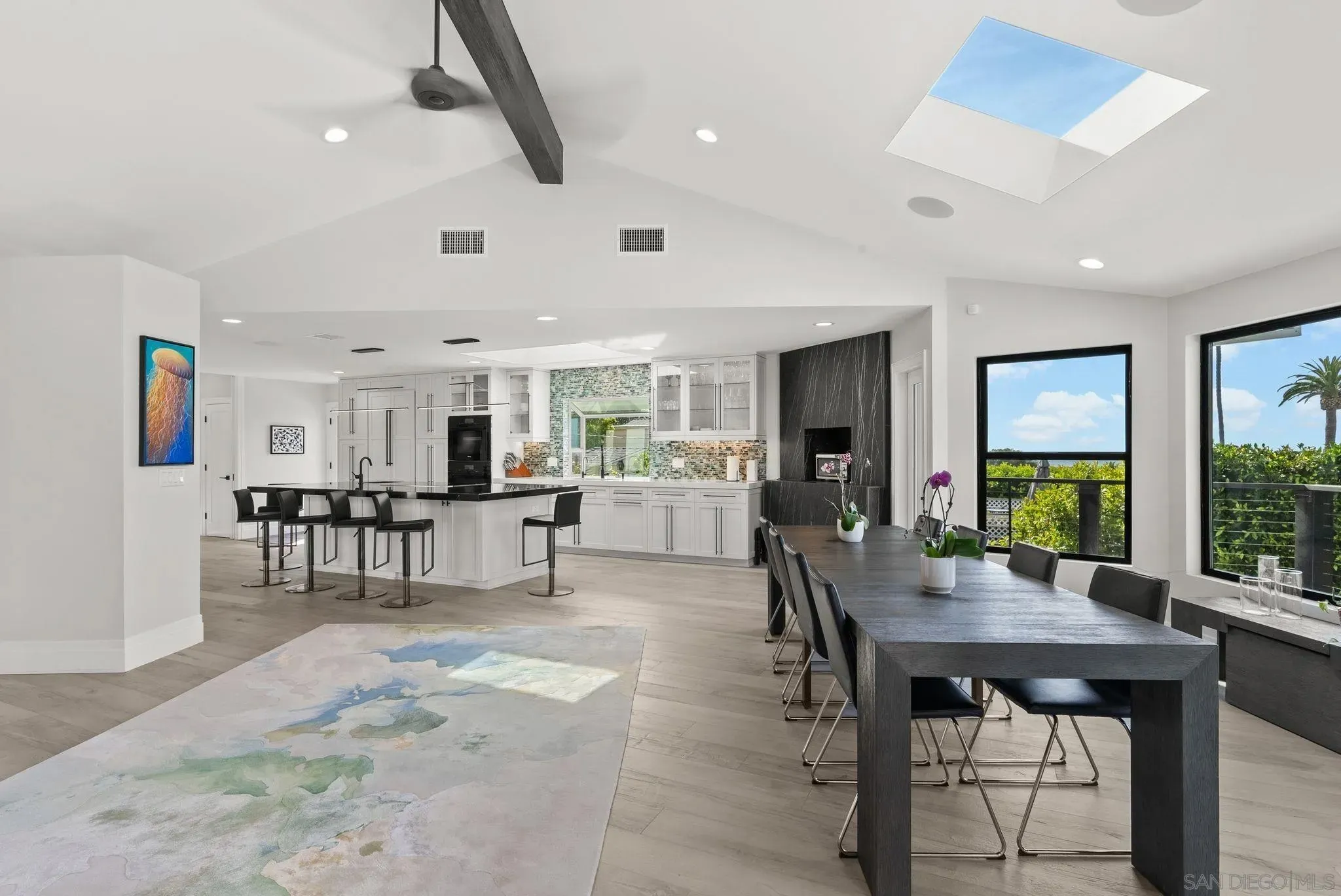 La Jolla, California 92037, United States, 5 Bedrooms Bedrooms, ,4 BathroomsBathrooms,Residential,Active,137085