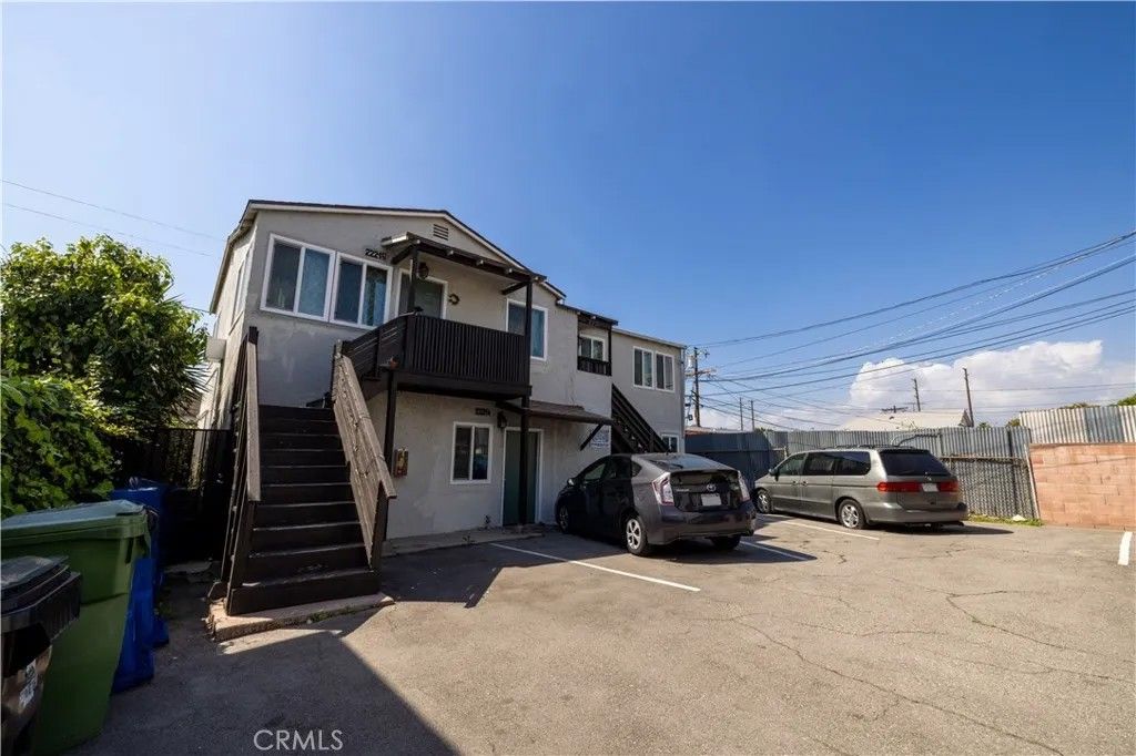 Photo of 2221 Griffin Ave, Los Angeles, CA 90031 (MLS # SR26091068)
