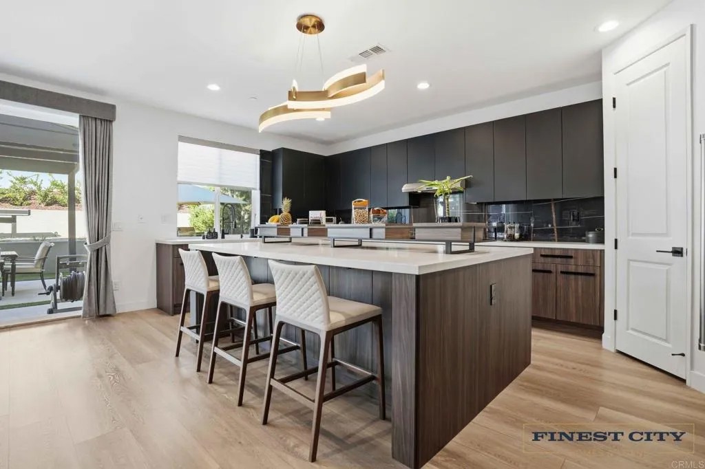 1453 Stearns Wharf Rd