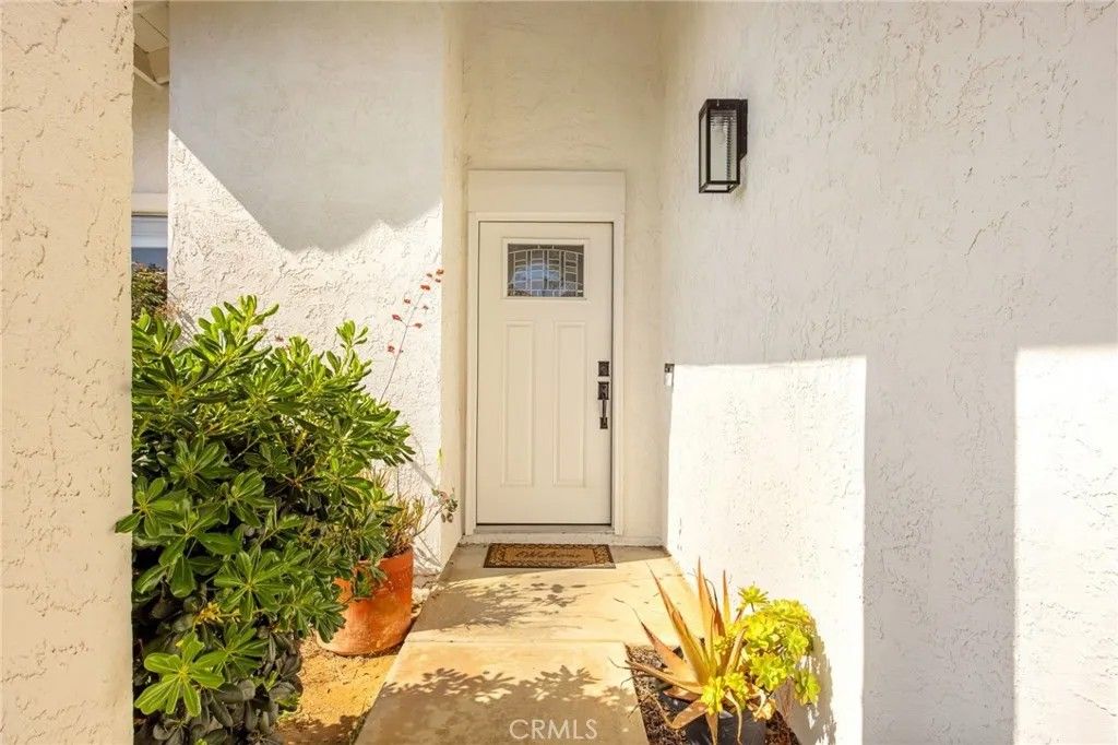 Photo of 6729 Hyacinth Circle, Carlsbad, CA 92011 (MLS # SW26052868)