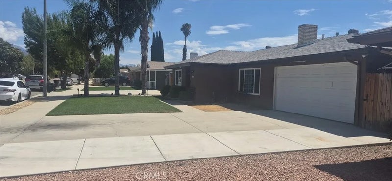 855 CAMEO Avenue