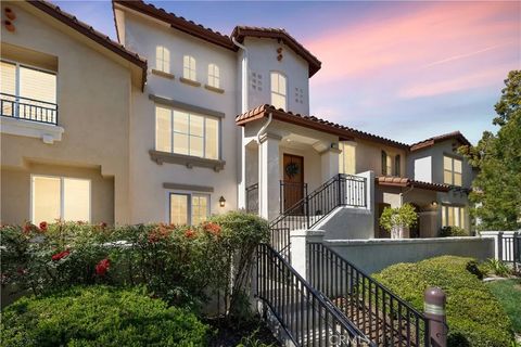 Photo of 29049 Portland Court, Temecula, CA 92591 (MLS # SW26050472)