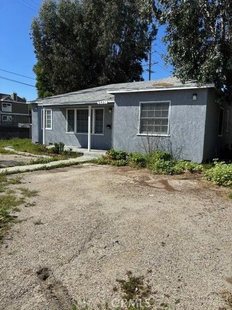 6401 Denny Avenue North Hollywood CA 91606