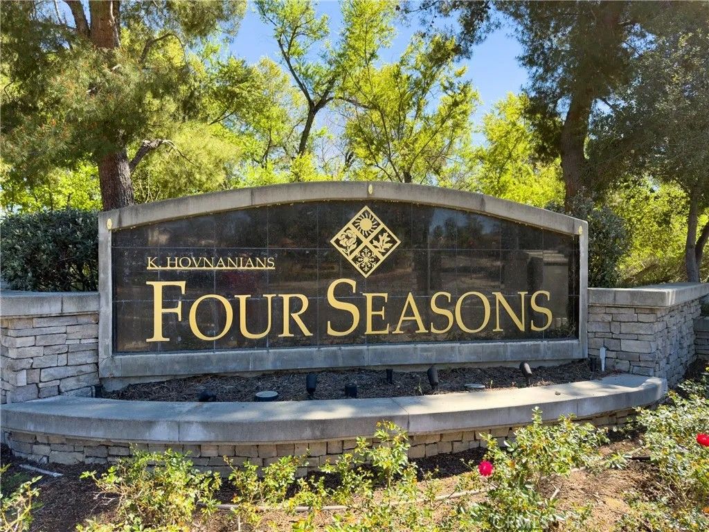 Photo of 30255 Fetzer Circle, Murrieta, CA 92563 (MLS # SW26056980)