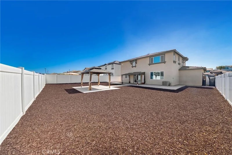30842 White Pines