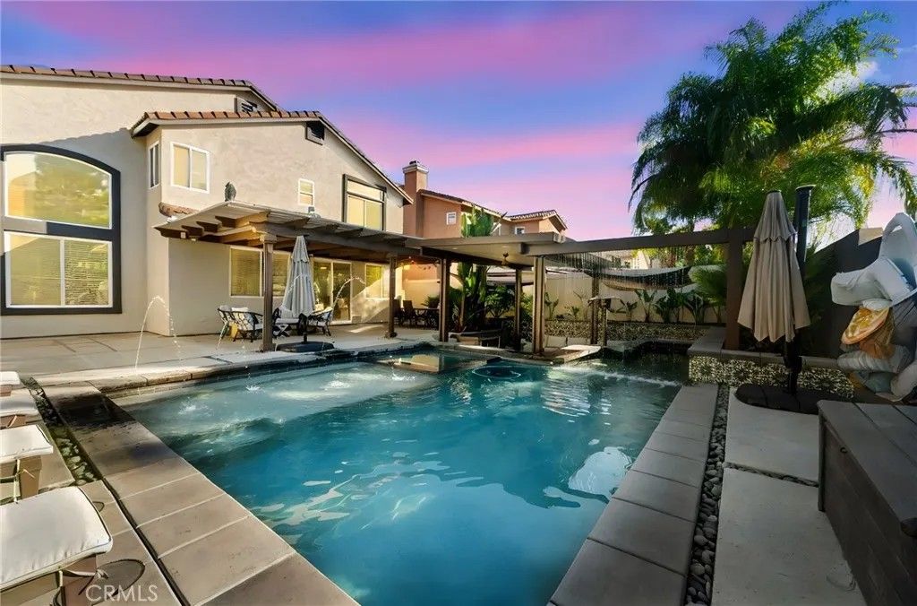 Photo of 16 Villa Valtelena, Lake Elsinore, CA 92532 (MLS # SW25266269)