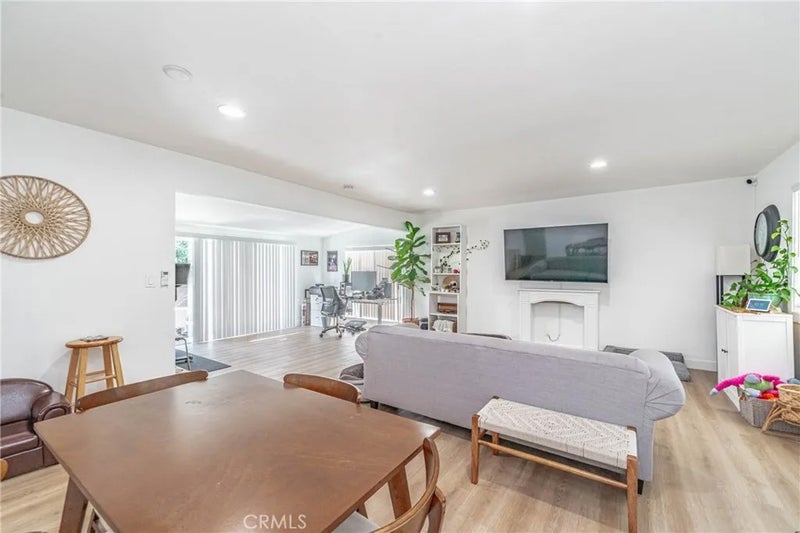 10919 Newville