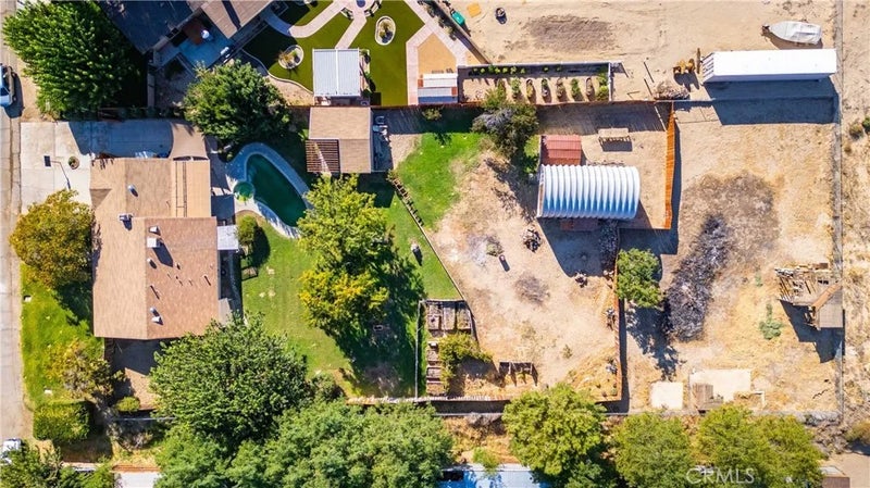 17247 Mossdale