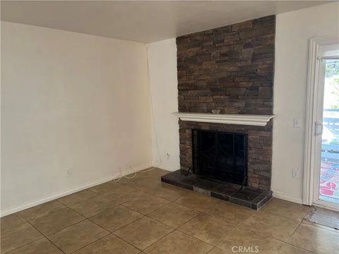 Tiny photo for 2770 Cole Ave, Highlands, CA 92346 (MLS # CV25271997)