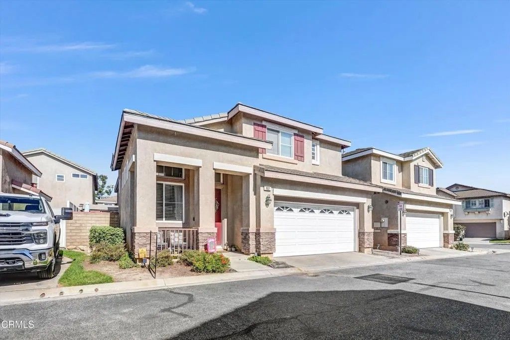 Photo of 902 Paseo Brisas Lindas, Oxnard, CA 93030 (MLS # V1-34135)