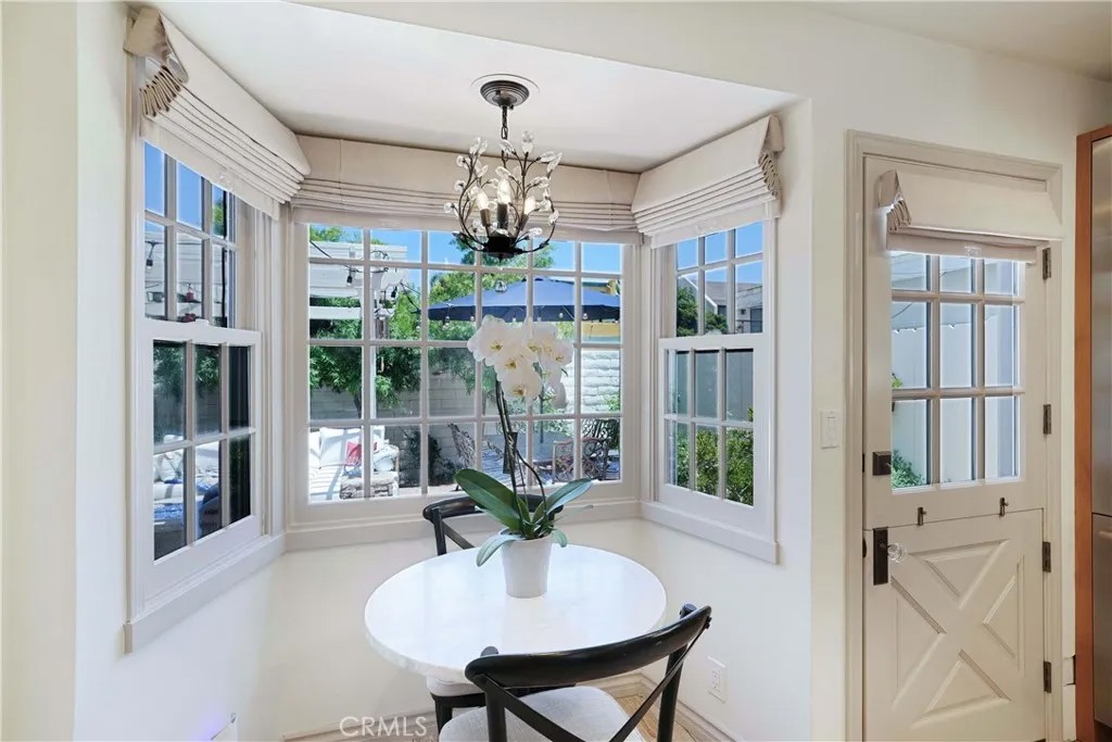 16742 Bayview