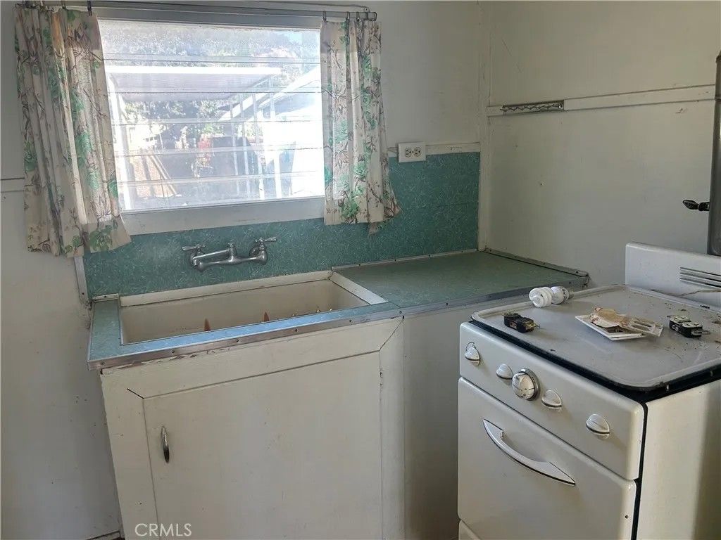Photo of 12958 3rd St, Clearlake Oaks, CA 95423 (MLS # LC25247508)
