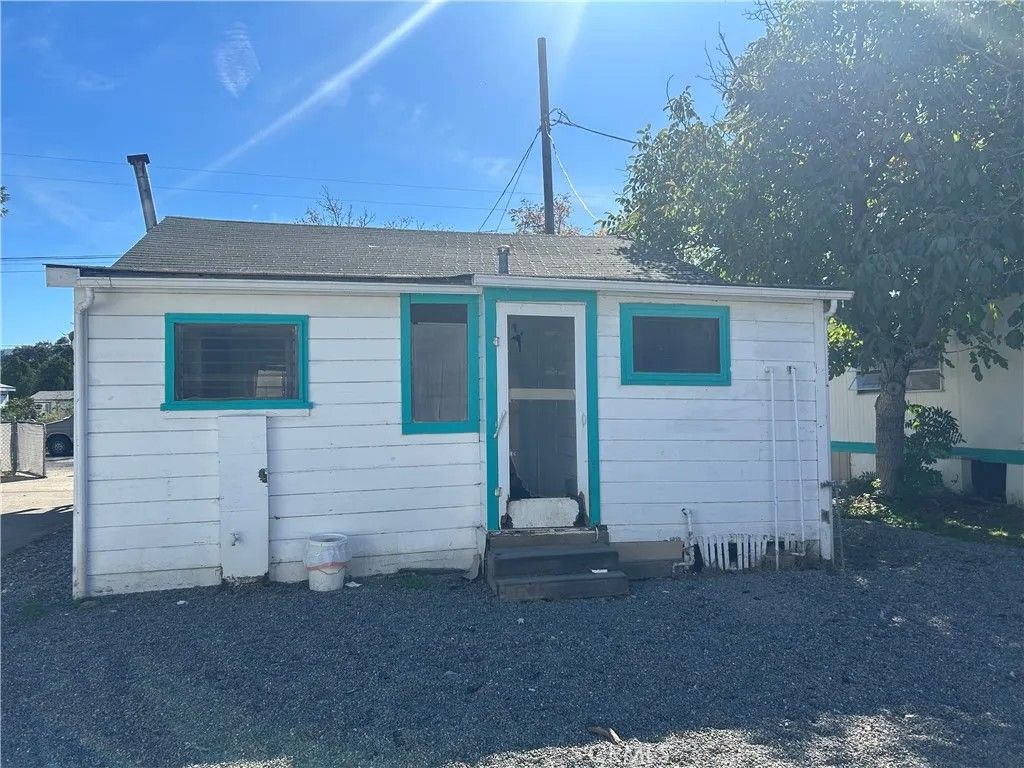 Photo of 12958 3rd St, Clearlake Oaks, CA 95423 (MLS # LC25247508)