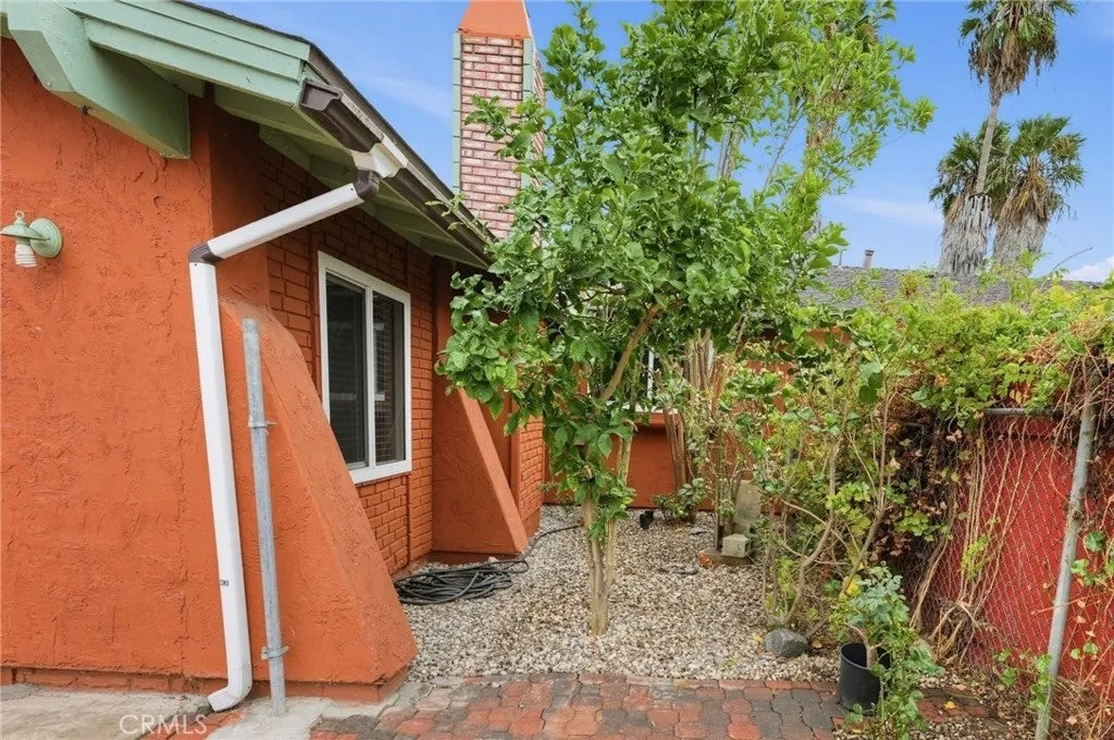 Photo of 4753 Calle Estrella, Oceanside, CA 92057 (MLS # SR26221696)