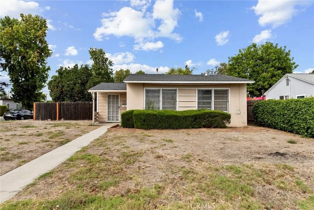 Photo of 121 Shrode Ave, Monrovia, CA 91016 (MLS # PF25238239)