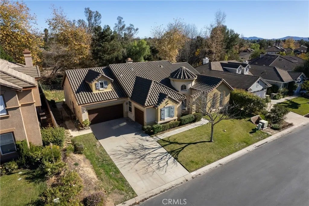 Photo of 1031 Inverlochy Drive, Fallbrook, CA 92028 (MLS # SW26209458)