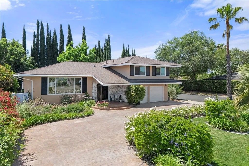 Photo of 17712 Whitney Drive, North Tustin, CA 92705 (MLS # PW26091764)