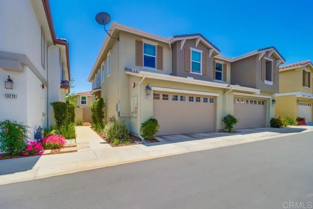 Photo of 13217 Midnight Star Way, Lakeside, CA 92040 (MLS # PTP2506916)