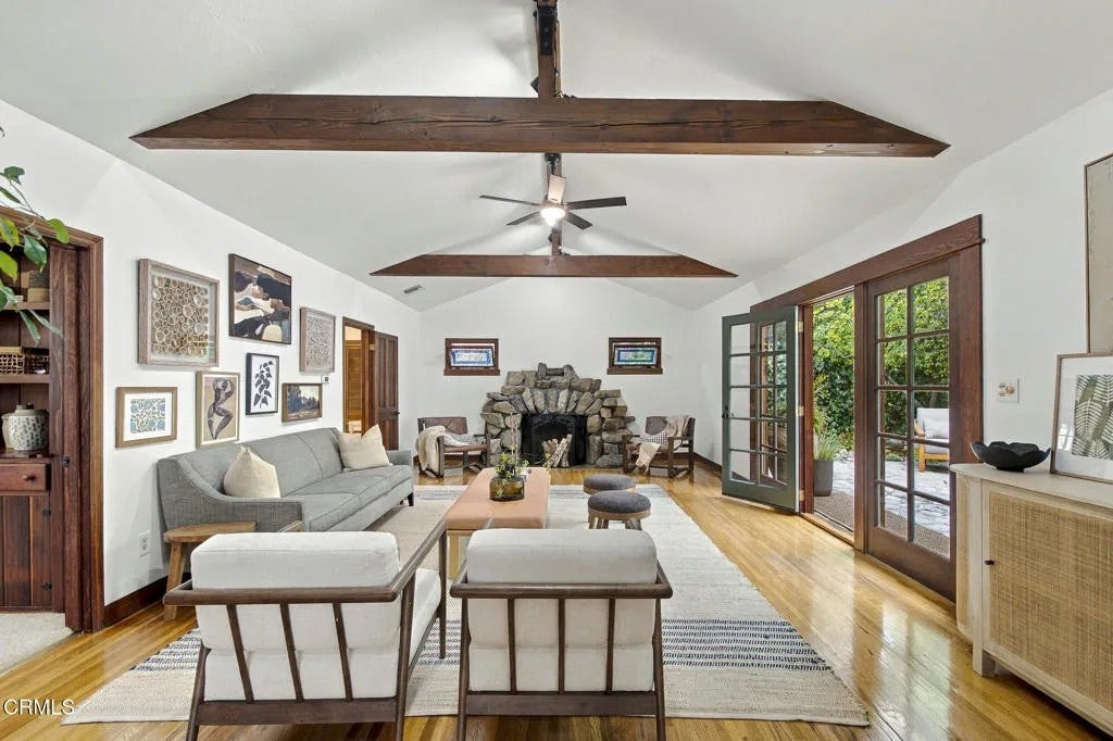 5725 Canyonside Road