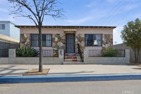 Photo of 708 S Eastern Avenue, Los Angeles, CA 90022 (MLS # CV26043973)