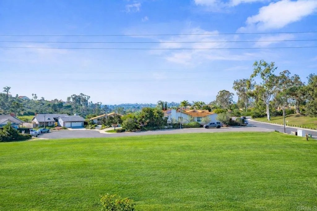 629 Camino Ynez
